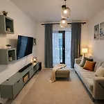 Quiet Modern Near Romexpo - Balcony Бухарест