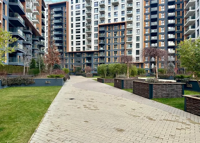 Quiet Modern Near Romexpo - Balcony *