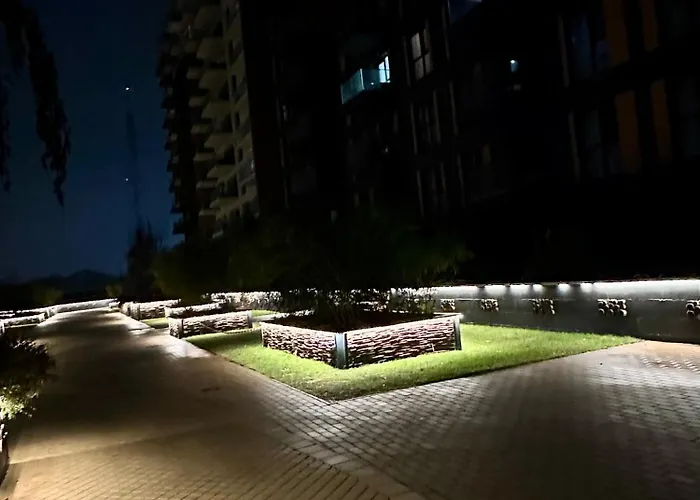 Apartamento Quiet Modern Near Romexpo - Balcony Bucarest