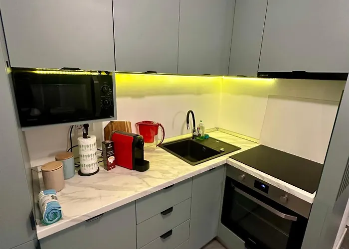 Apartamento Quiet Modern Near Romexpo - Balcony